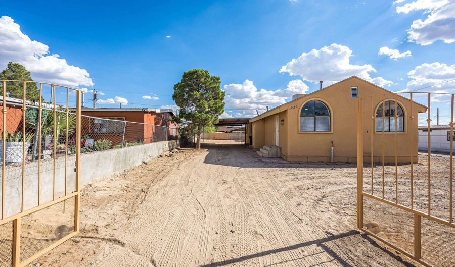 1230 Lincoln St, Anthony, NM 88021 - 3 Beds, 2 Bath