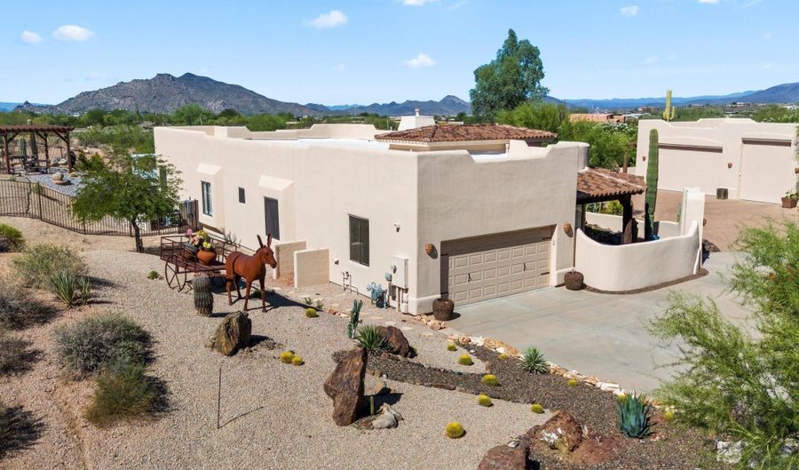 37042 N TREE LINED Trl, Carefree, AZ 85377 - 3 Beds, 3 Bath