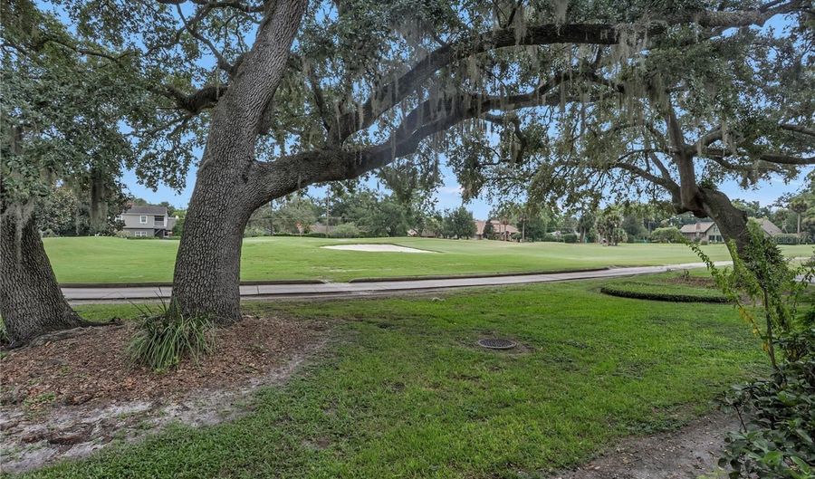 468 W PAR St 468, Orlando, FL 32804 - 2 Beds, 2 Bath