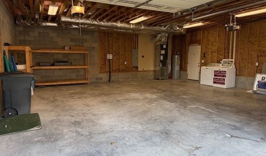 6908 Wildcat Rd, Barboursville, WV 25504 - 7 Beds, 5 Bath