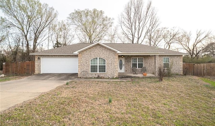 423 Mildred Ct, Alma, AR 72921 - 3 Beds, 2 Bath