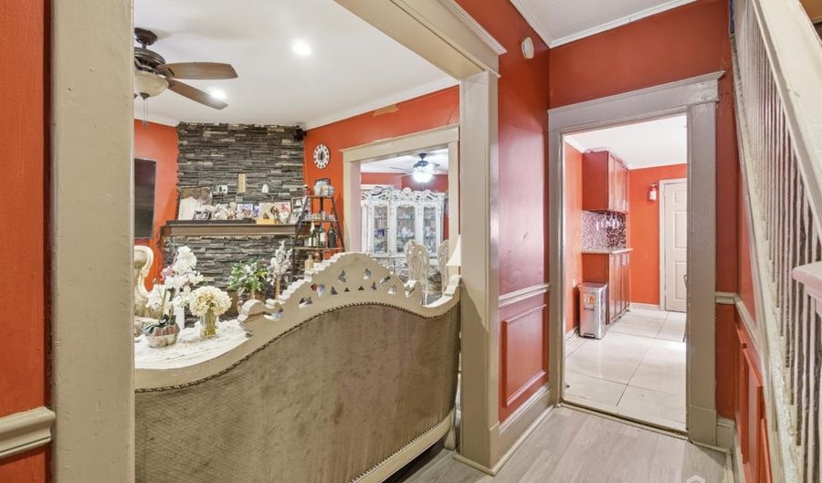 54 E Pennsylvania Ave, Avenel, NJ 07001 - 4 Beds, 3 Bath