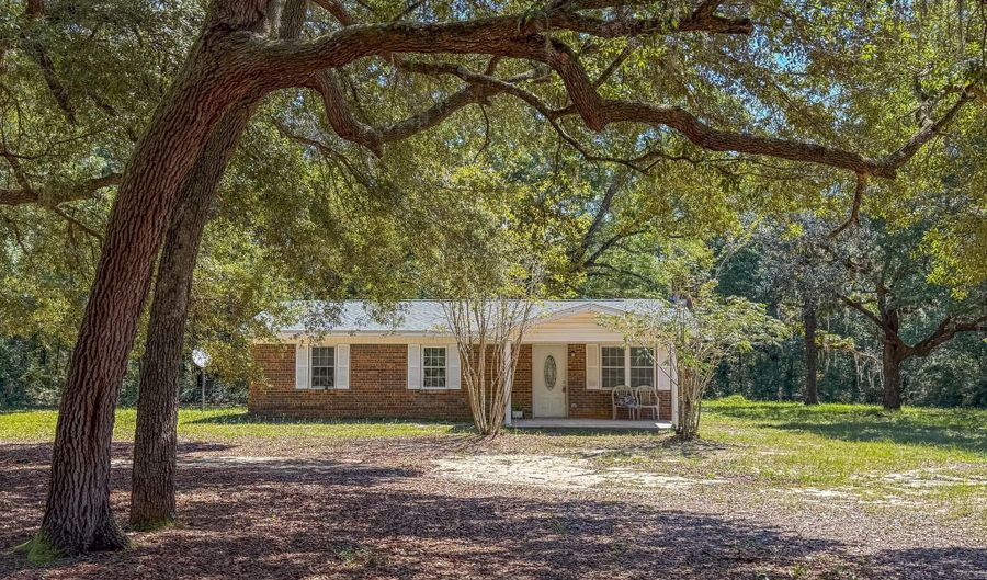 5703 Old River Rd, Baker, FL 32531 - 4 Beds, 2 Bath