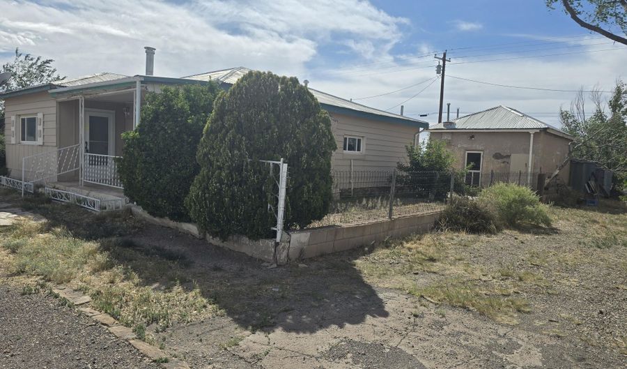 402 Aspen Street Lot 28 29 30, Carrizozo, NM 88301 - 3 Beds, 2 Bath