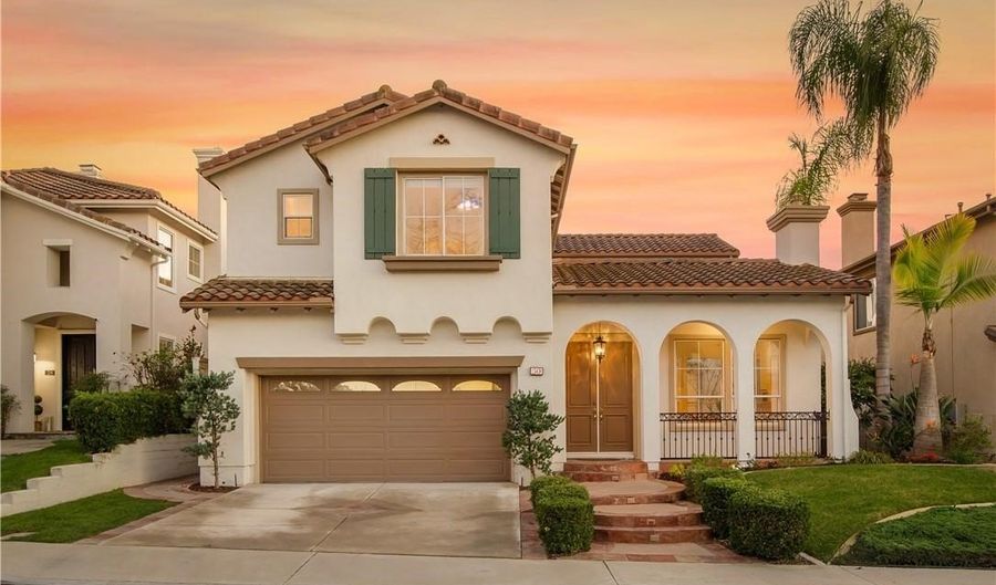 30 Sunswept Mesa, Aliso Viejo, CA 92656 - 5 Beds, 3 Bath