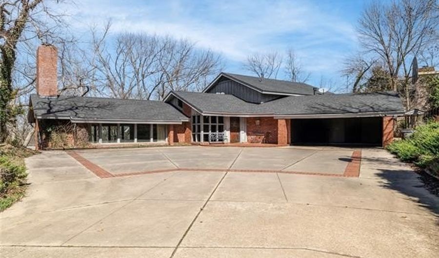 2100 N Star Ct, Bartlesville, OK 74006 - 4 Beds, 3 Bath