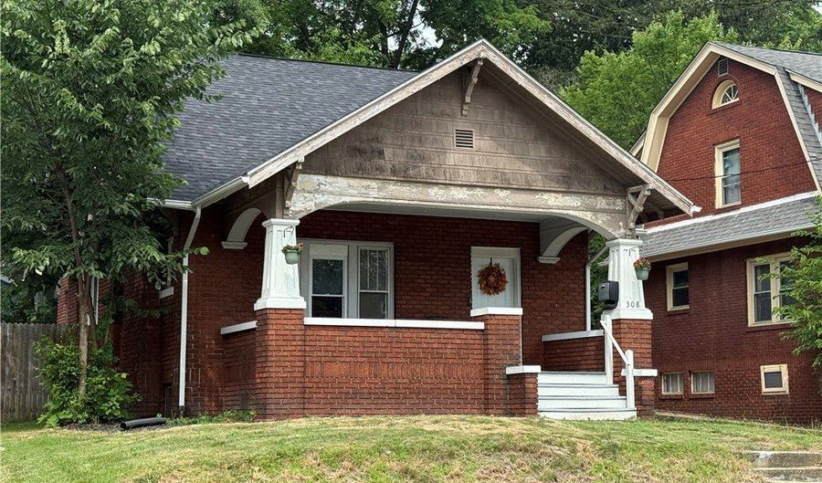 308 Rhodes Ave, Akron, OH 44302 - 3 Beds, 2 Bath