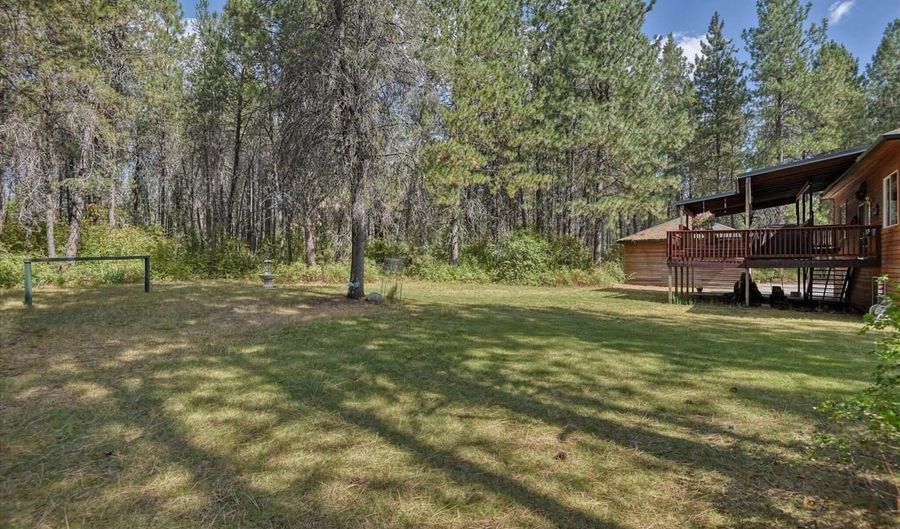 26923 N Bitterroot Ct, Athol, ID 83801 - 5 Beds, 3 Bath
