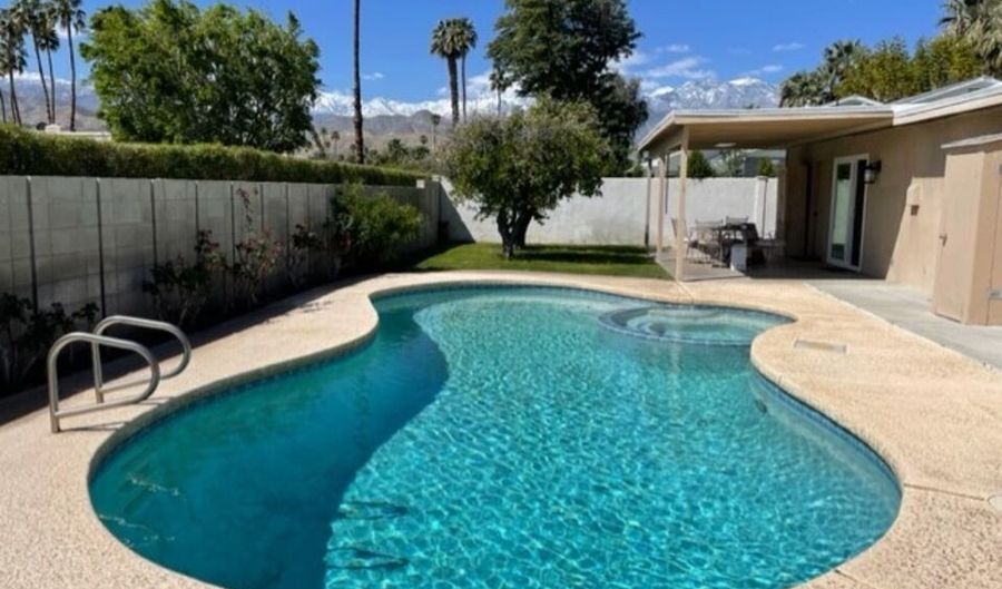 70161 Chappel Rd, Rancho Mirage, CA 92270 - 2 Beds, 2 Bath
