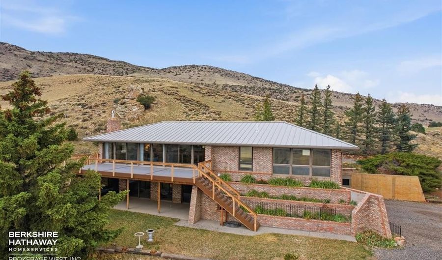 277 Southfork Rd, Cody, WY 82414 - 3 Beds, 3 Bath