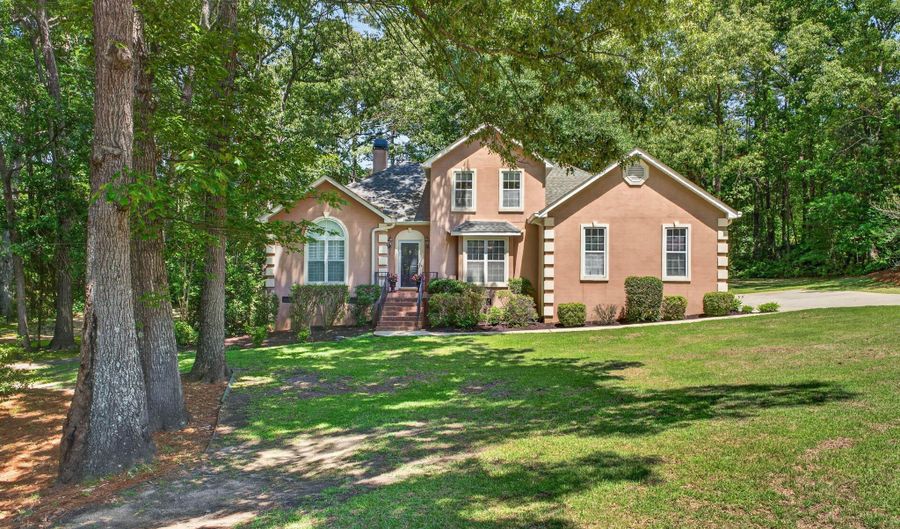 10 Hardwood Ct, Aiken, SC 29803 - 4 Beds, 3 Bath