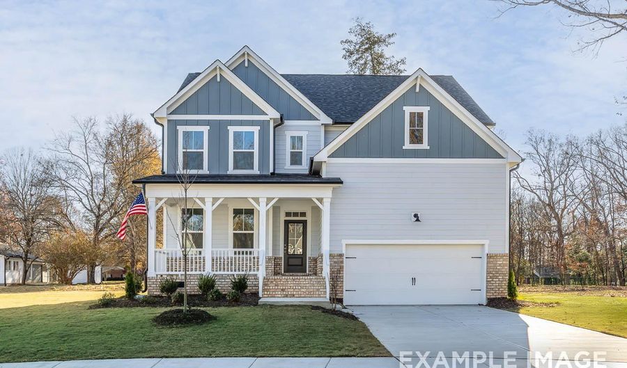323 Queensferrry Ln, Aberdeen, NC 28387 - 4 Beds, 4 Bath
