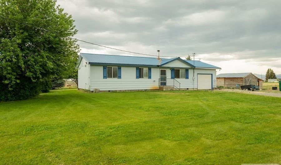 3229 W 2600 N, Arco, ID 83213 - 3 Beds, 1 Bath