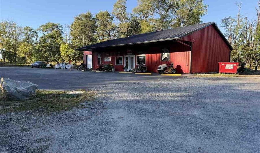 3622 N US 41, Bloomingdale, IN 47832 - 0 Beds, 1 Bath