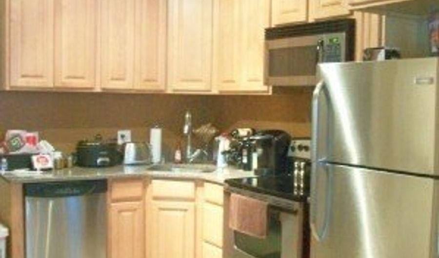 11 Telegraph 2, Boston, MA 02127 - 1 Beds, 1 Bath