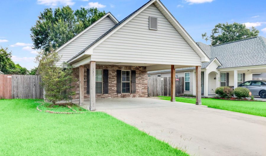 321 Harvest Ln, Abbeville, LA 70510 - 3 Beds, 2 Bath