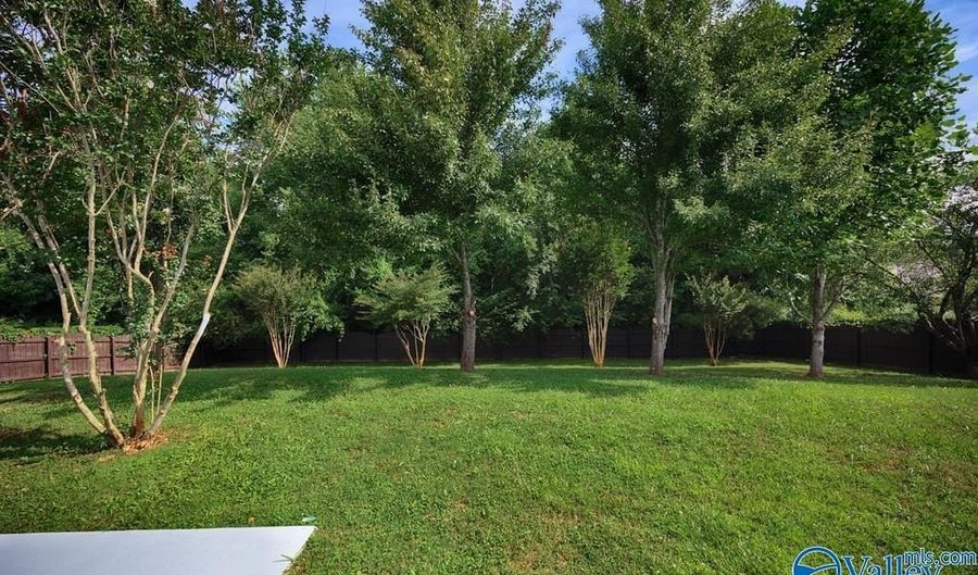28069 Odie Scott Dr, Ardmore, AL 35739 - 4 Beds, 2 Bath