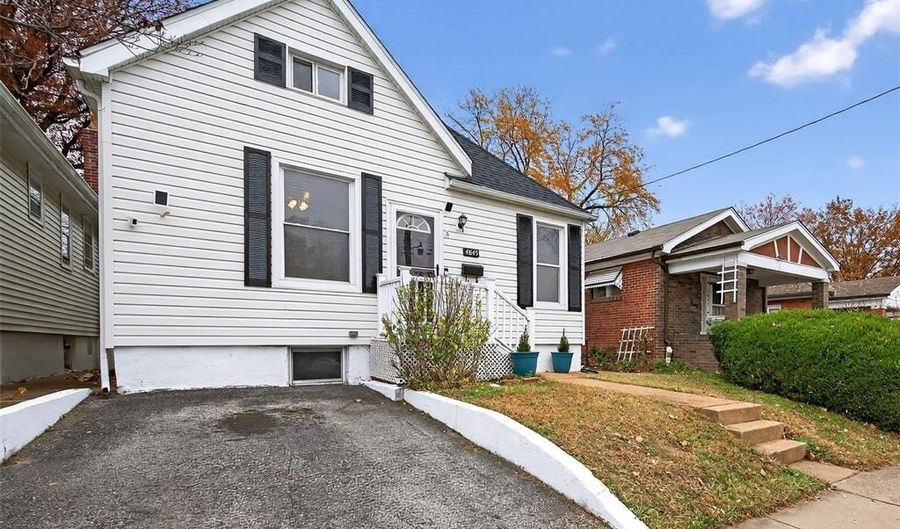 4845 Hannover Ave, Affton, MO 63123 - 2 Beds, 1 Bath