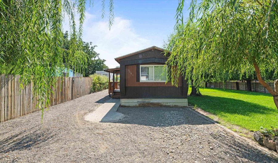 3501 W Windy, Benton City, WA 99320 - 2 Beds, 1 Bath