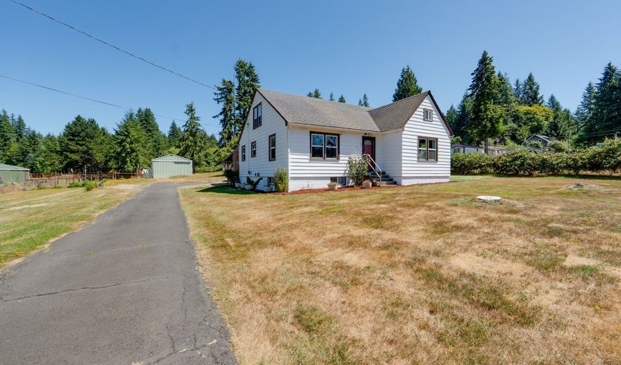 92289 SVENSEN MARKET Rd, Astoria, OR 97103 - 3 Beds, 2 Bath