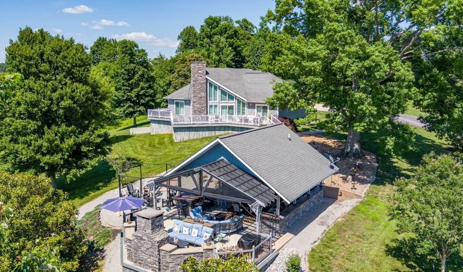 178 Gina Ln, Albany, KY 42602 - 4 Beds, 3 Bath