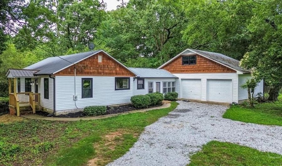 3438 Hwy 106 S, Hull, GA 30646 - 2 Beds, 1 Bath