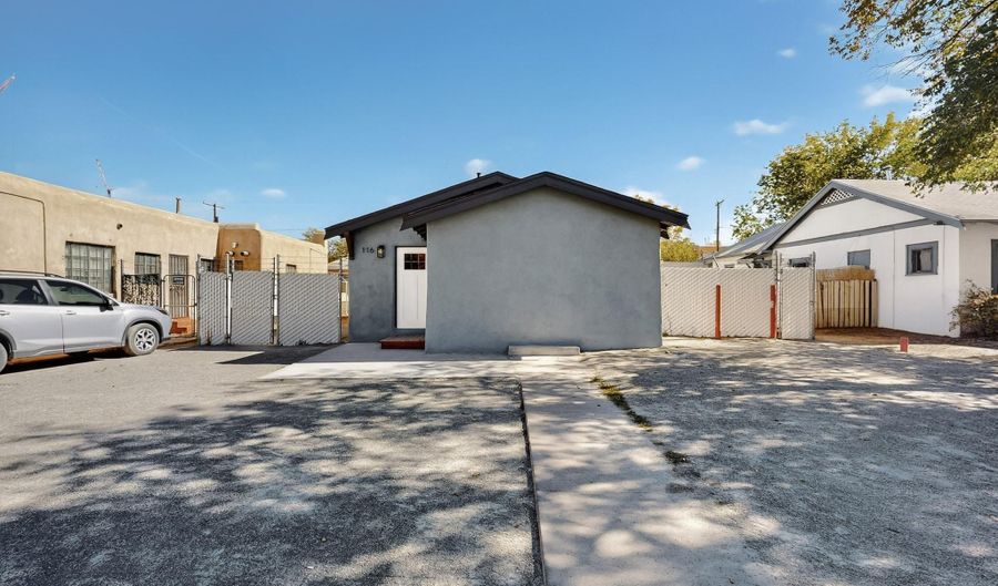 116 STANFORD Dr SE, Albuquerque, NM 87106 - 3 Beds, 3 Bath