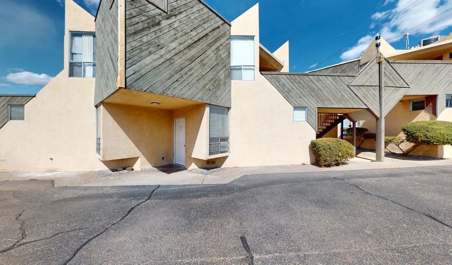 1830 Vassar Dr NE Apt 6, Albuquerque, NM 87106 - 1 Beds, 1 Bath
