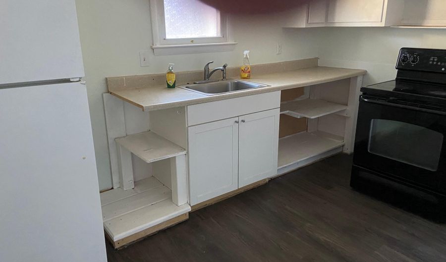 1883 S DUPONT Hwy Apartment 1, Dover, DE 19901 - 3 Beds, 1 Bath