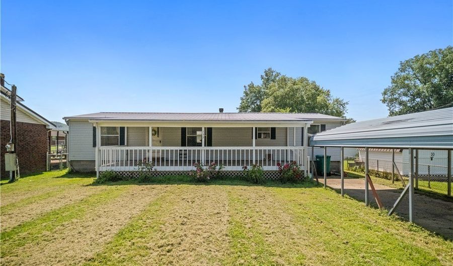 133 ROCKWOOD Dr, Bancroft, WV 25011 - 3 Beds, 2 Bath