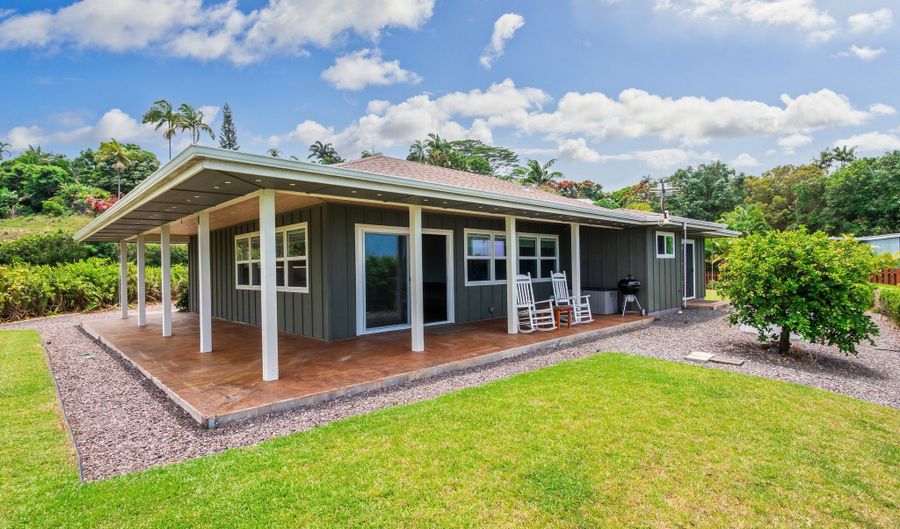 75-676 HUAAI St, Kailua Kona, HI 96740 - 4 Beds, 3 Bath