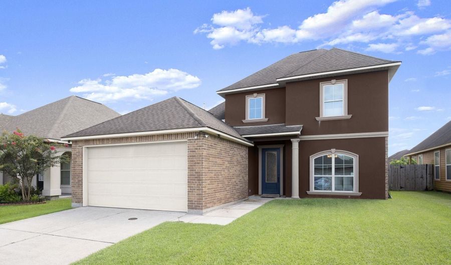 14011 Windwood Dr, Baton Rouge, LA 70816 - 4 Beds, 2 Bath