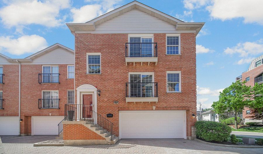 101 S EVERGREEN Ave 12G, Arlington Heights, IL 60005 - 2 Beds, 2 Bath
