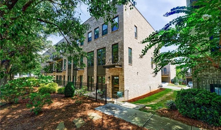 1586 Aldworth Pl SE, Atlanta, GA 30339 - 4 Beds, 4 Bath