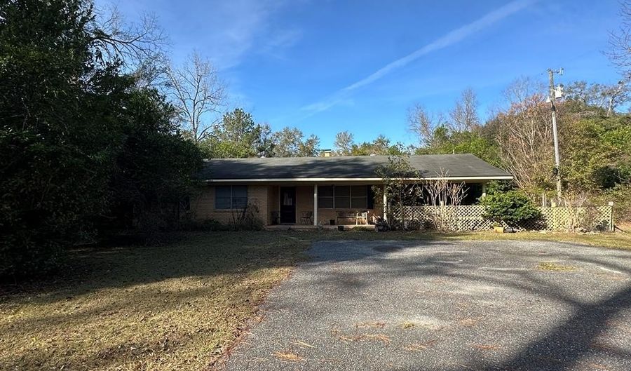 159 Alday Rd, Bainbridge, GA 39819 - 3 Beds, 2 Bath
