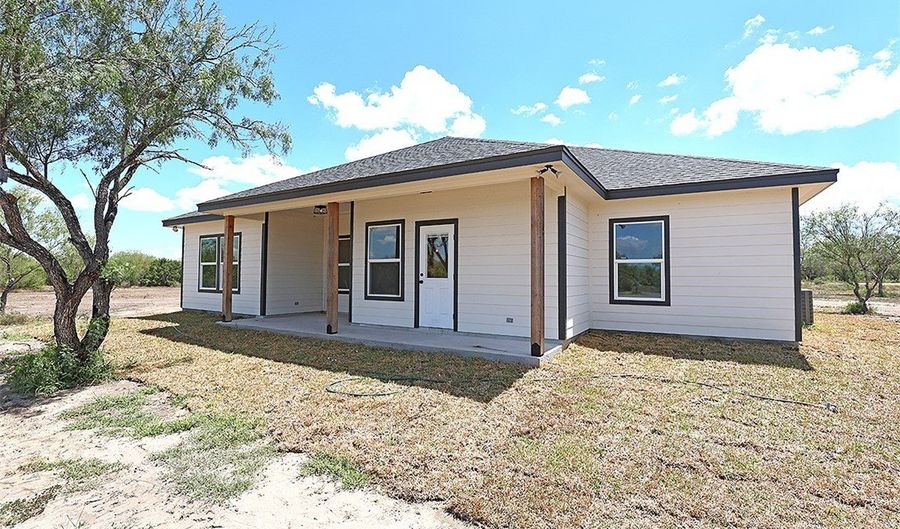6081 US Highway 359, Alice, TX 78332 - 4 Beds, 2 Bath