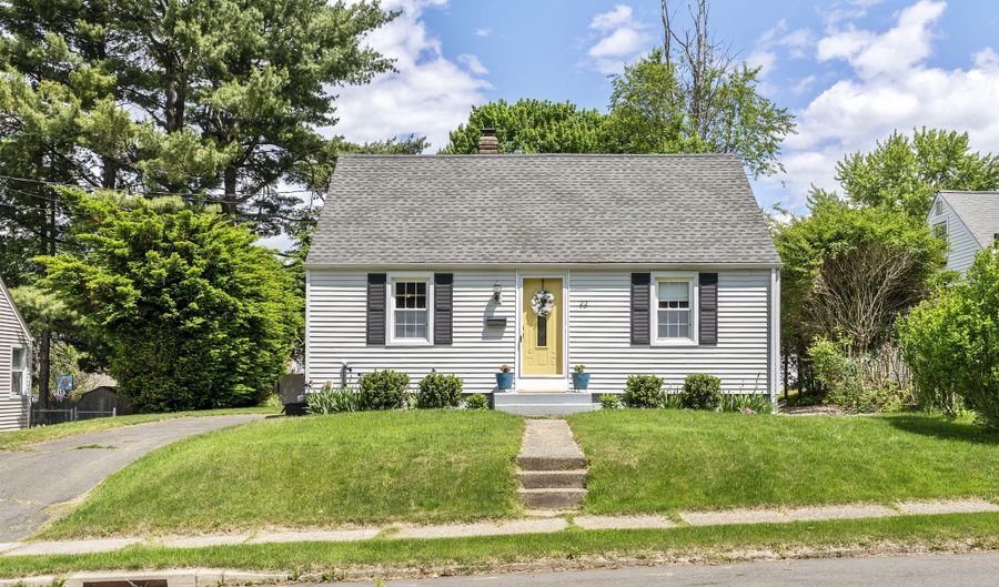 22 Rowe Pl, Bristol, CT 06010 - 4 Beds, 2 Bath