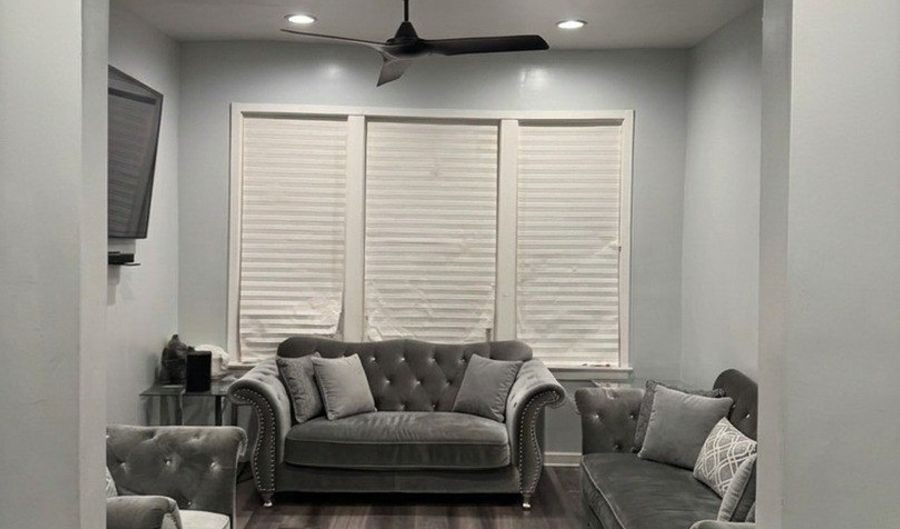 7034 S Hermitage Ave, Chicago, IL 60636 - 5 Beds, 3 Bath