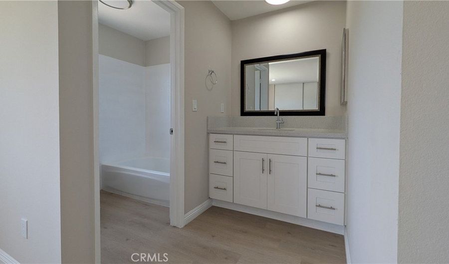 317 S Almansor St 9, Alhambra, CA 91801 - 1 Beds, 1 Bath