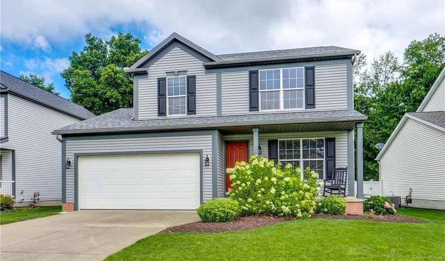 3061 Dover Dr, Akron, OH 44312 - 3 Beds, 3 Bath