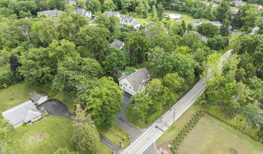 744 TENNIS Ave, Ambler, PA 19002 - 5 Beds, 5 Bath