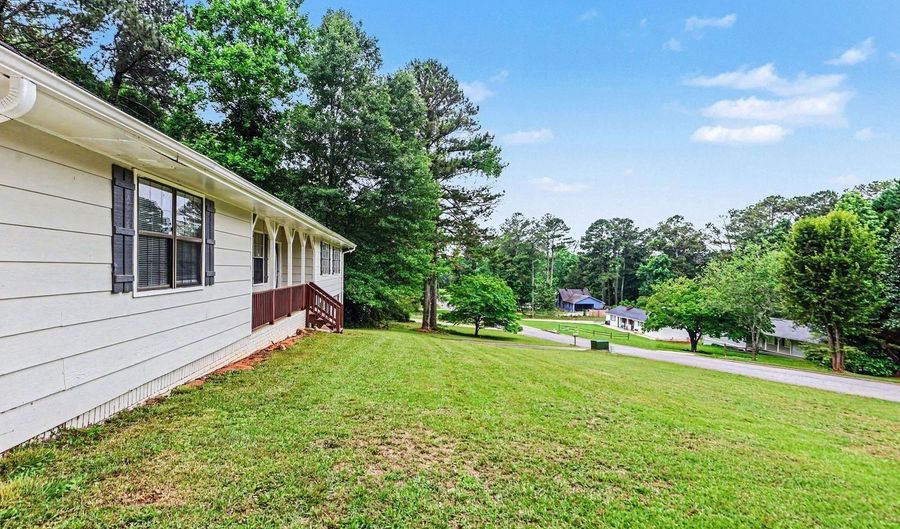 2353 Shire Ct, Austell, GA 30106 - 4 Beds, 3 Bath