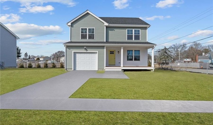 44 Red Maple Ln, Warwick, RI 02886 - 3 Beds, 3 Bath