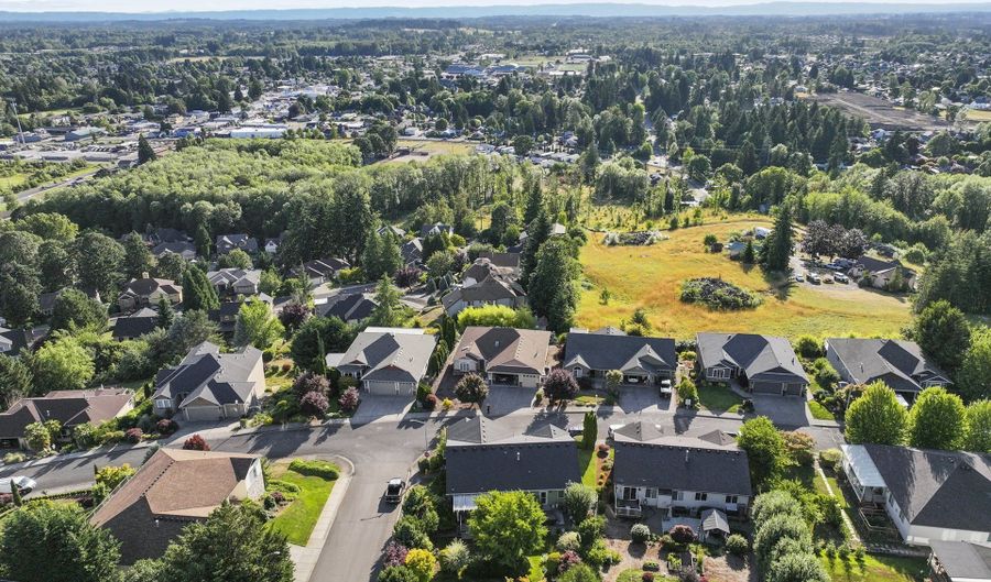 501 NE 17TH Ave, Battle Ground, WA 98604 - 4 Beds, 3 Bath