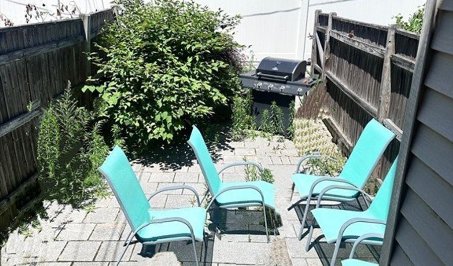 598 E 5th St 598, Boston, MA 02127 - 2 Beds, 1 Bath