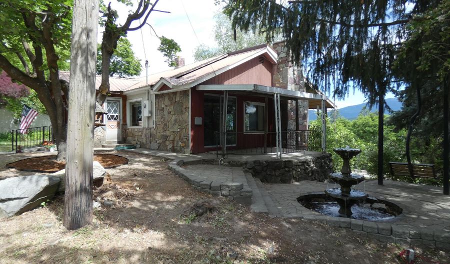 6468 Comanche St, Bonners Ferry, ID 83805 - 3 Beds, 3 Bath