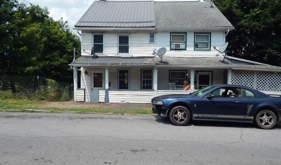 1104 4th Ave, Altoona, PA 16602 - 2 Beds, 1 Bath