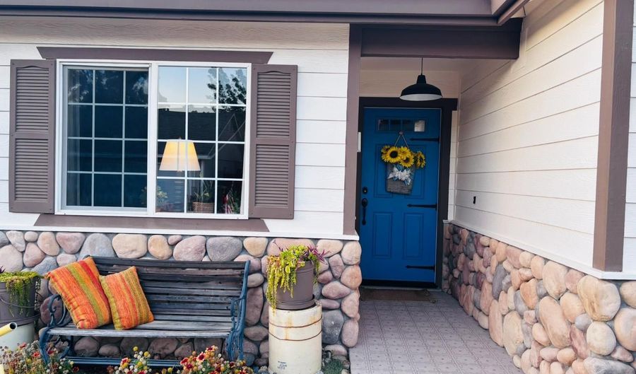 948 Counrty Ln, Angels Camp, CA 95222 - 3 Beds, 2 Bath