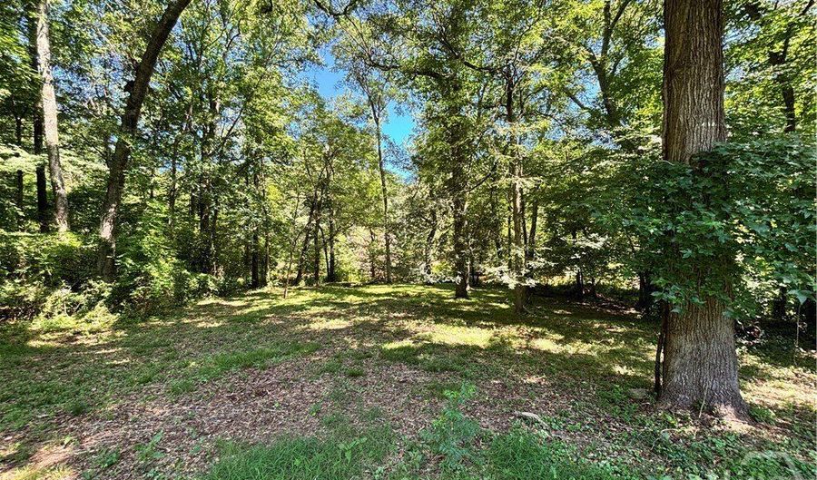 100 Saxon Woods Dr, Athens, GA 30607 - 0 Beds, 0 Bath