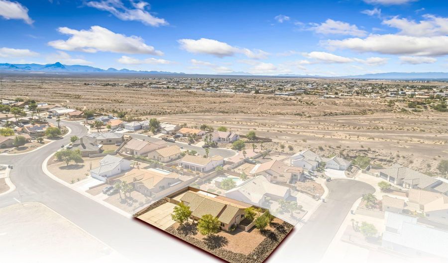2188 Shadow Canyon Dr, Bullhead City, AZ 86442 - 4 Beds, 2 Bath